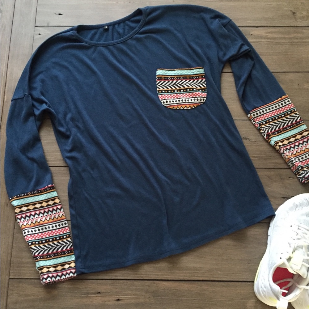 Navy and Aztec print long sleeve top w/pocket SzS